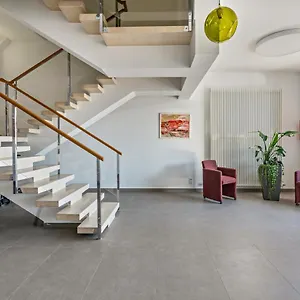 Apartment Huber Living Basic 206